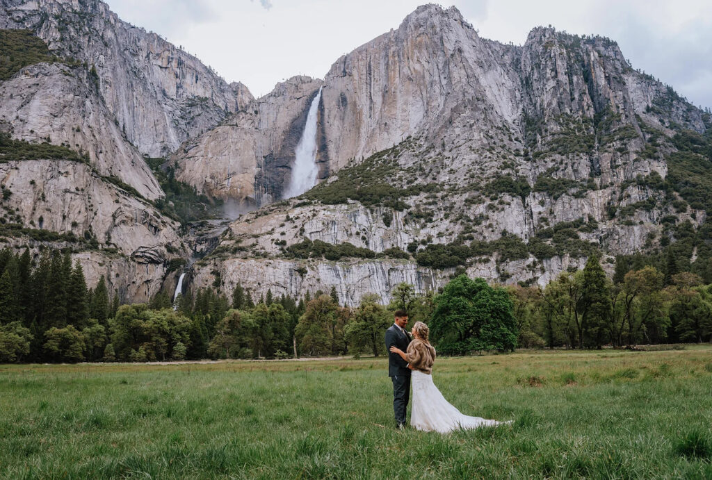 yosemite valley yosemite falls elopement and wedding photography