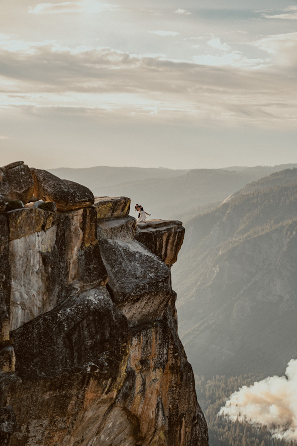 Yosemite Elopement bride and groom at Taft Point